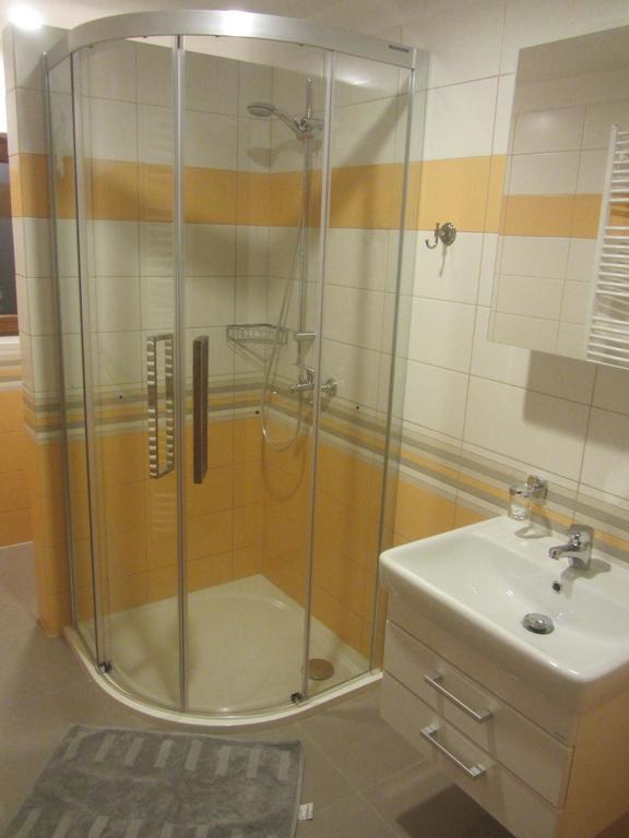 Apartmány Na náměstí Boží Dar Exterior foto
