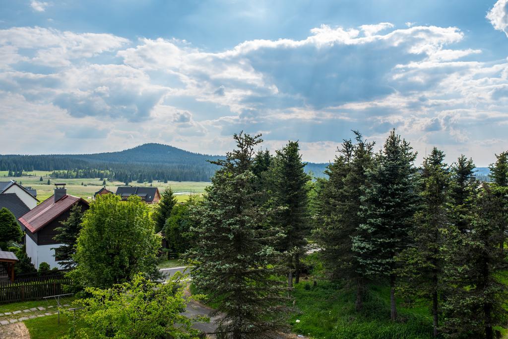 Apartmány Na náměstí Boží Dar Exterior foto